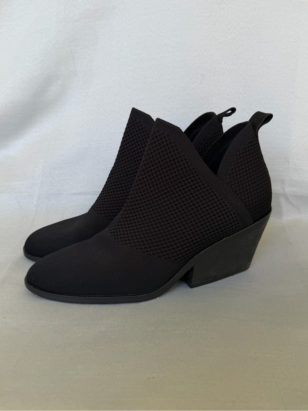 EILEEN FISHER Black Clever Booties Boots Stretch Textured Knit Block Heel 9.5